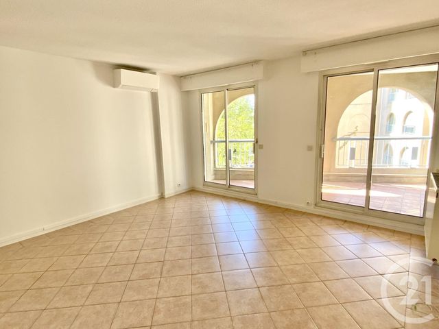 Appartement T2 à vendre - 2 pièces - 53.57 m2 - AIX EN PROVENCE - 13 - PROVENCE-ALPES-COTE-D-AZUR - Century 21 Les Allées