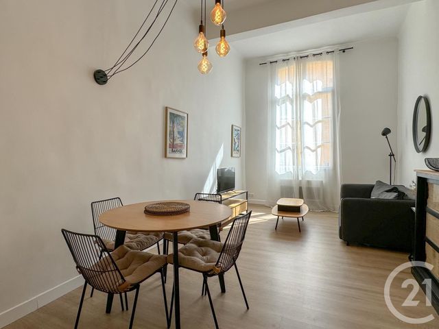 Appartement à vendre - 2 pièces - 42.21 m2 - AIX EN PROVENCE - 13 - PROVENCE-ALPES-COTE-D-AZUR - Century 21 Les Allées