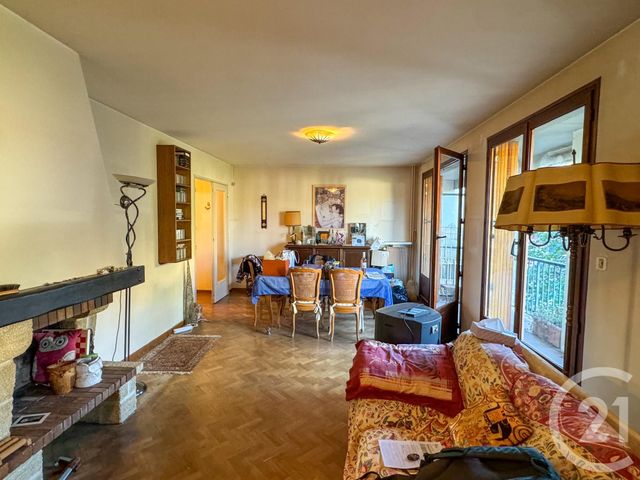 Appartement T3 à vendre - 3 pièces - 78.95 m2 - AIX EN PROVENCE - 13 - PROVENCE-ALPES-COTE-D-AZUR - Century 21 Les Allées